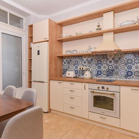 Spacious Vintage 2Br, 2Bath Apartment By Flat Mаnager Sofia Esterno foto