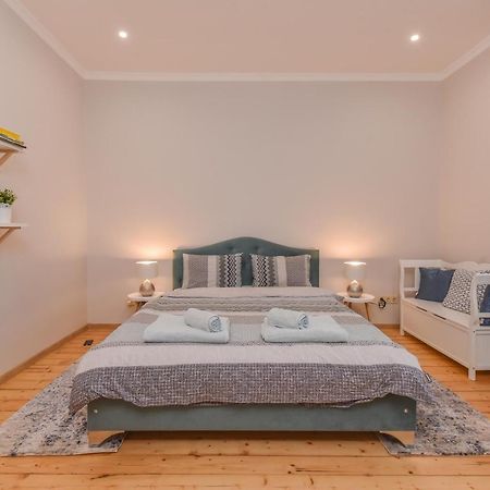 Spacious Vintage 2Br, 2Bath Apartment By Flat Mаnager Sofia Esterno foto
