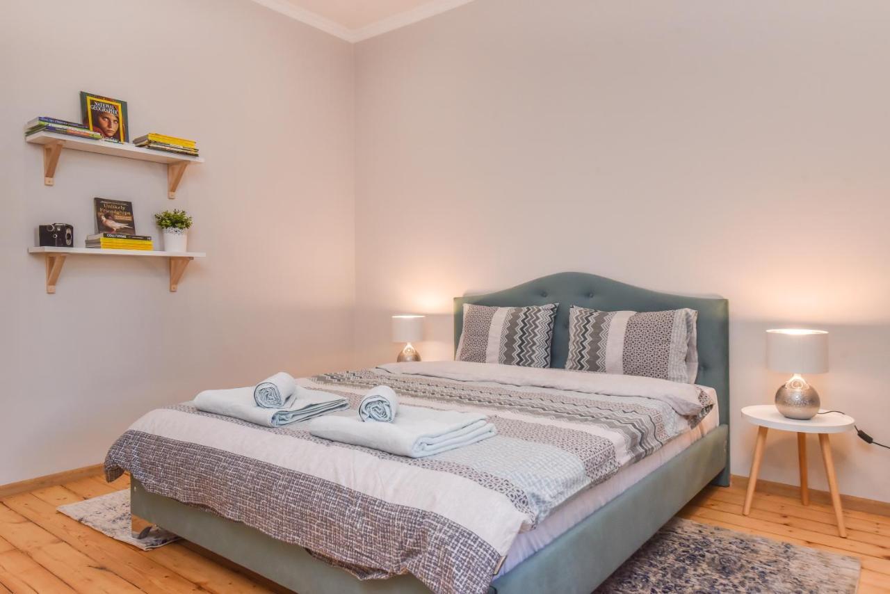 Spacious Vintage 2Br, 2Bath Apartment By Flat Mаnager Sofia Esterno foto