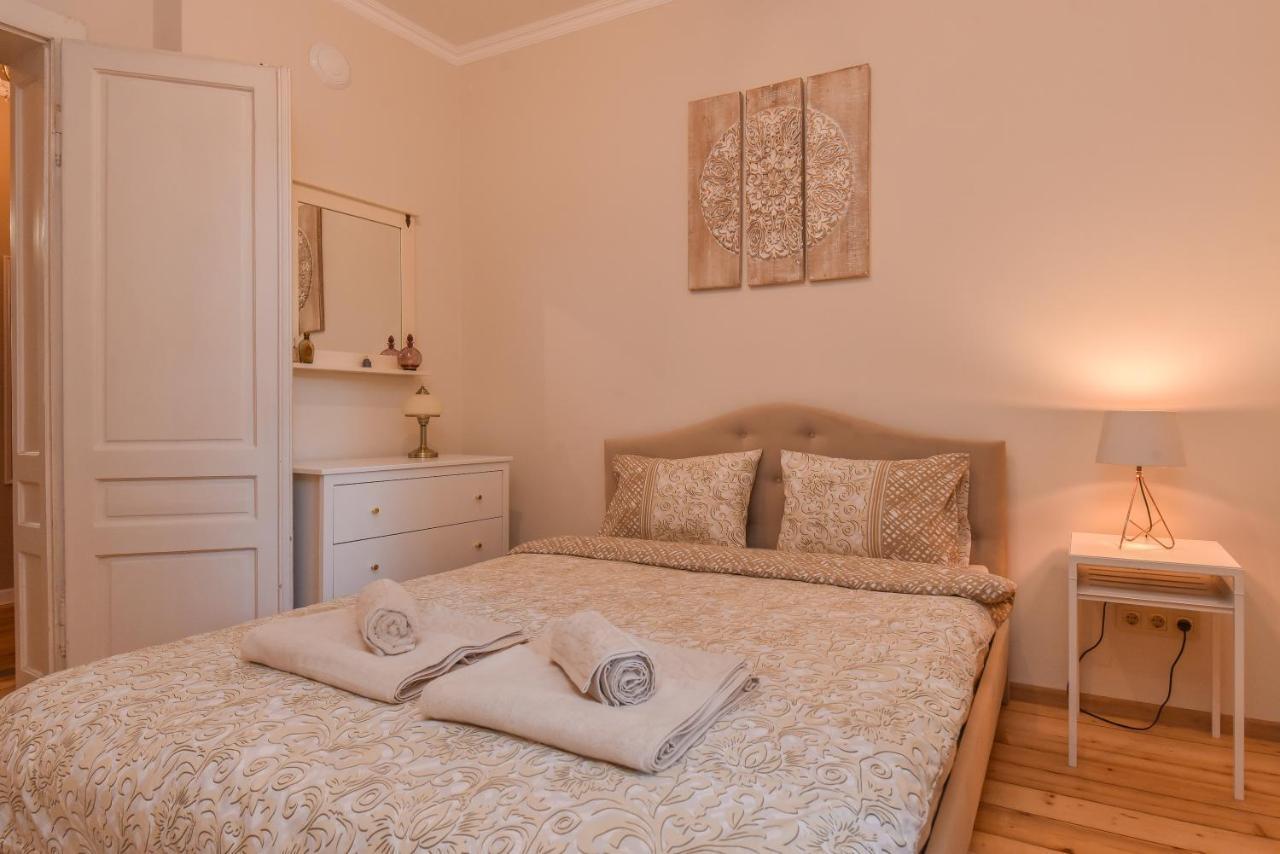 Spacious Vintage 2Br, 2Bath Apartment By Flat Mаnager Sofia Esterno foto
